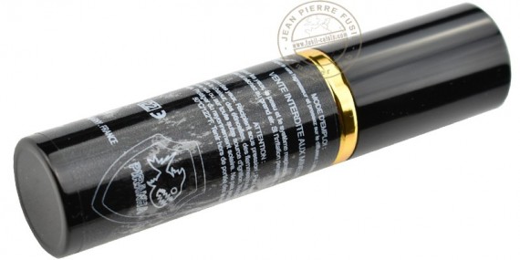 PIRANHA - Spray  de défense poivre format rouge à lèvres - 22 ml